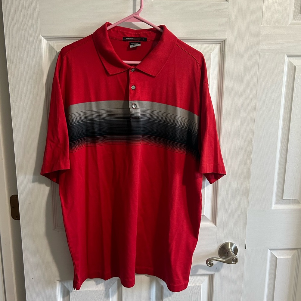 Men’s tiger woods edition Dri- fit golf polo